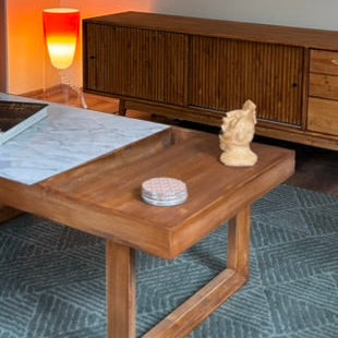 Şazimet Masif Ahşap Tik Orta Sehpa - Carrara White Mermerli