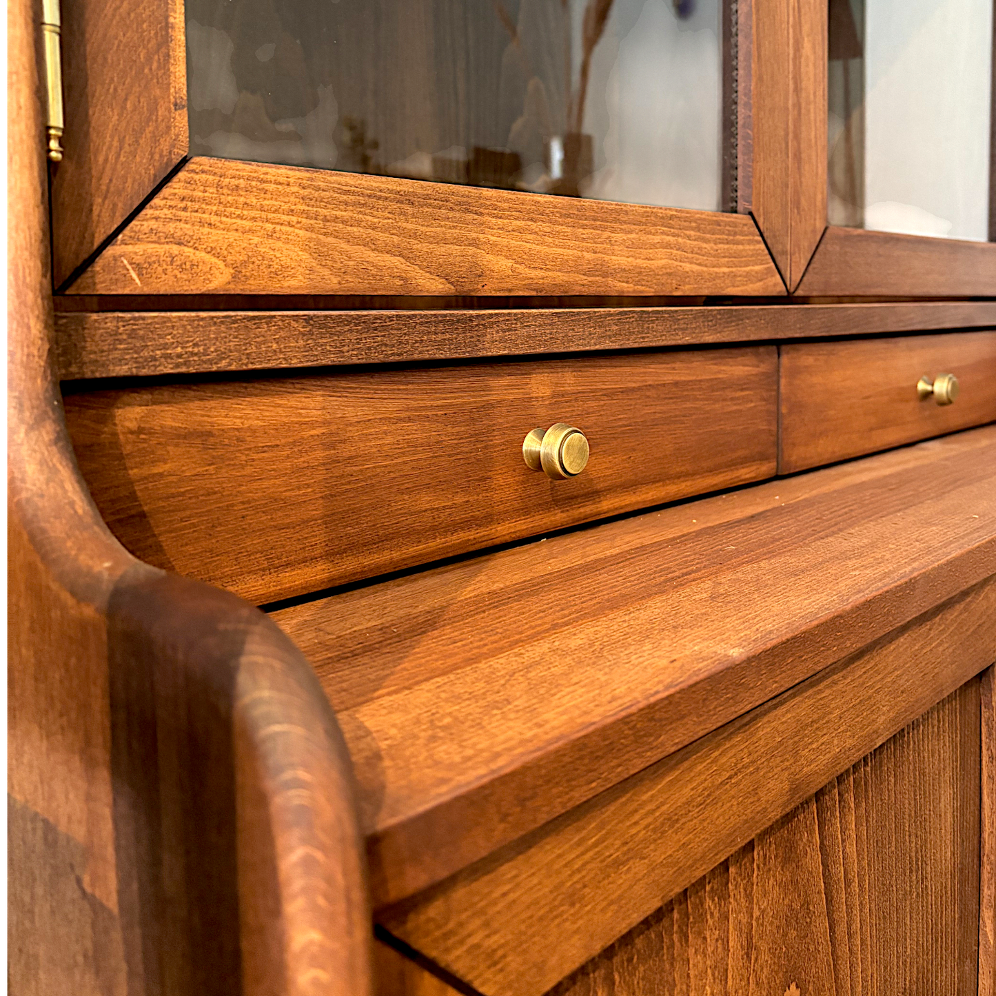 Exclusive Solid Wood Arabica Buffet