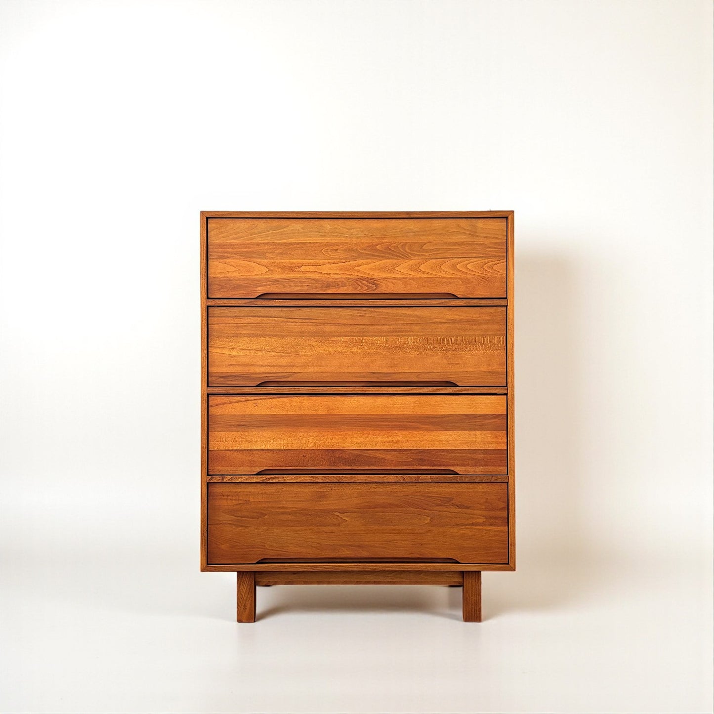 Mahal Solid Wood Cinnamon Brown Chest of Drawers