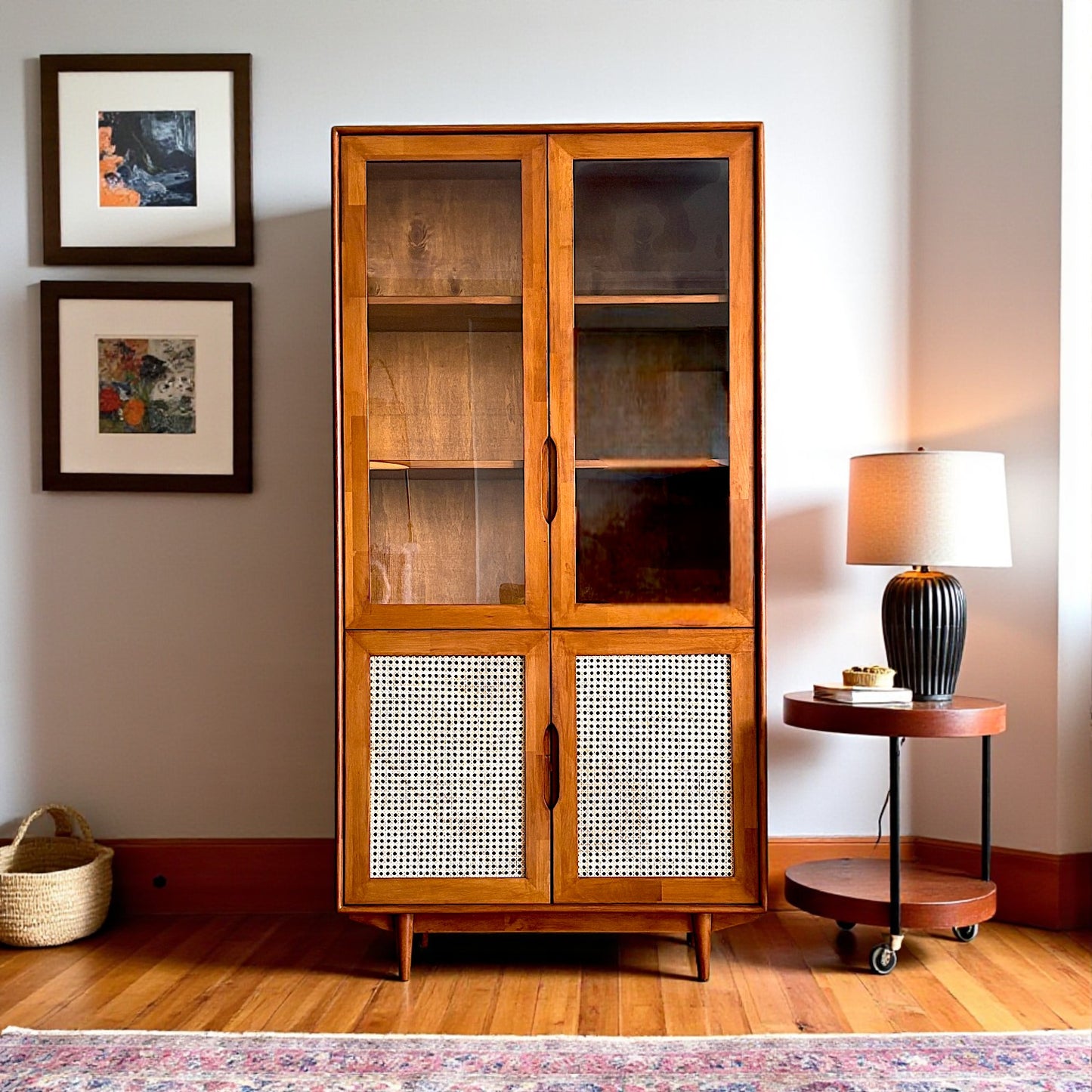 Mualla Masif Ahşap Bambu Örgülü Tik İçki Dolabı