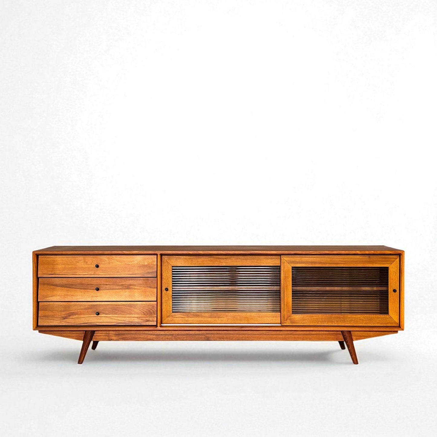Muaşaka Solid Wood Cinnamon Brown TV Unit