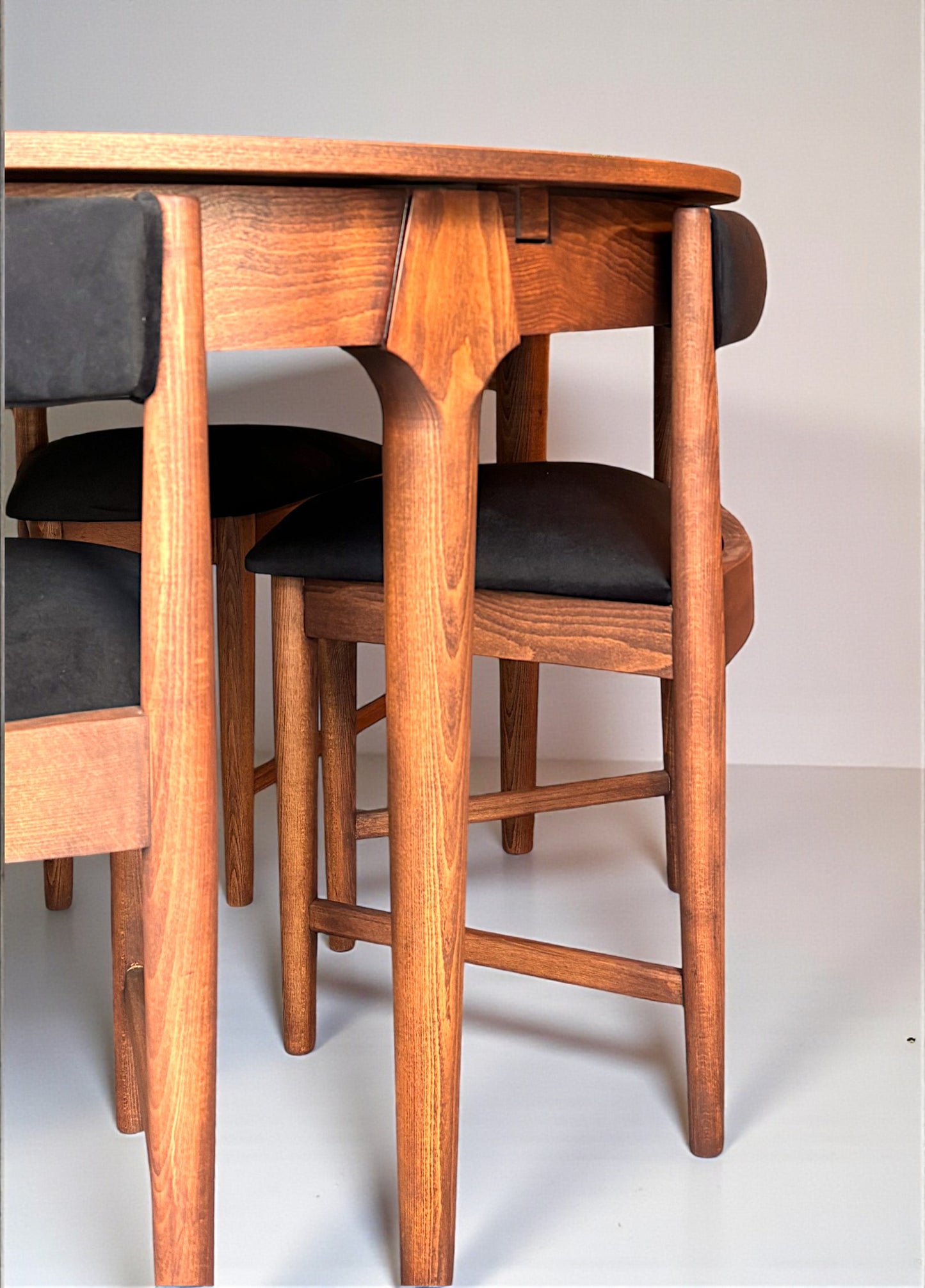 Midra Solid Wood Arabica Dining Table