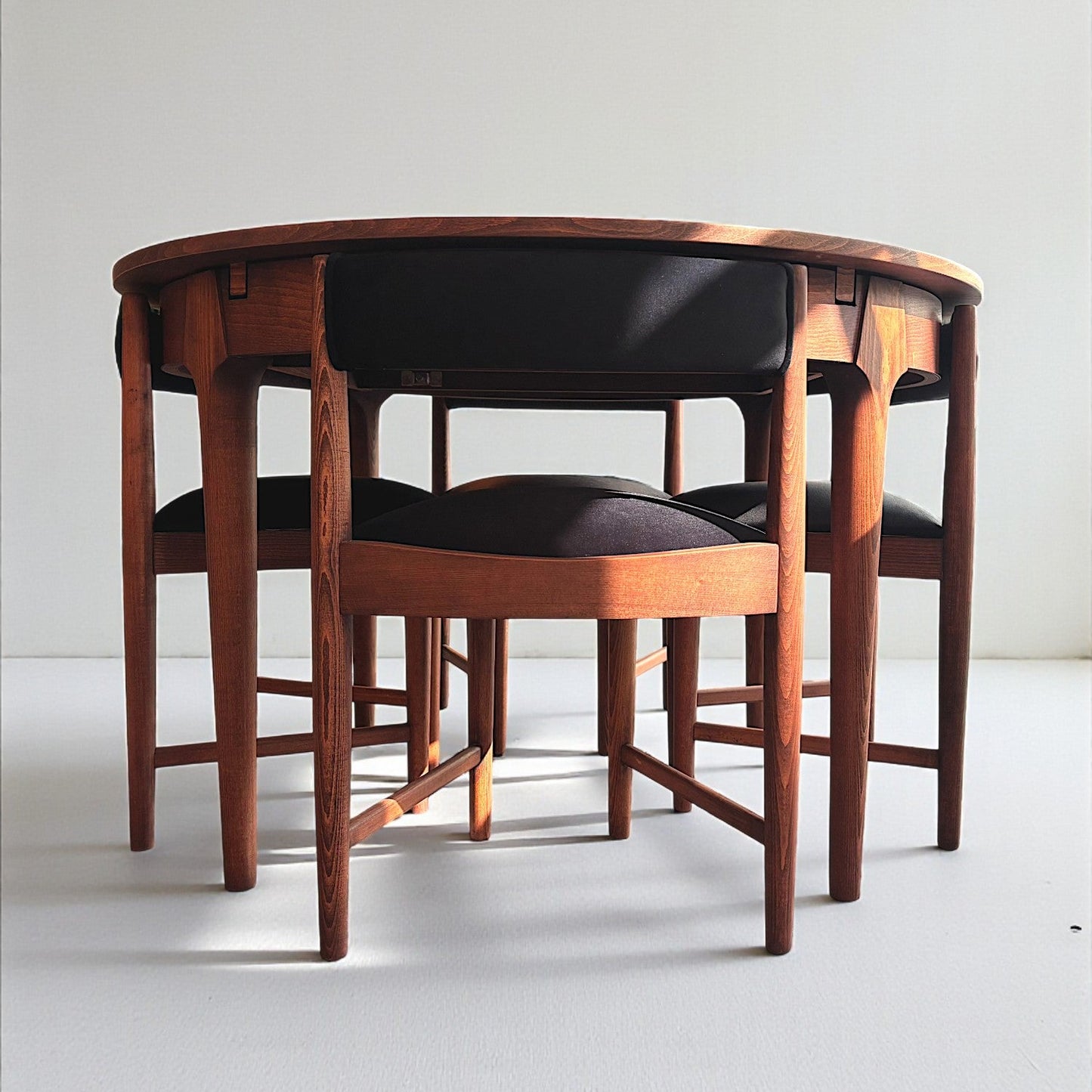 Midra Solid Wood Arabica Dining Table