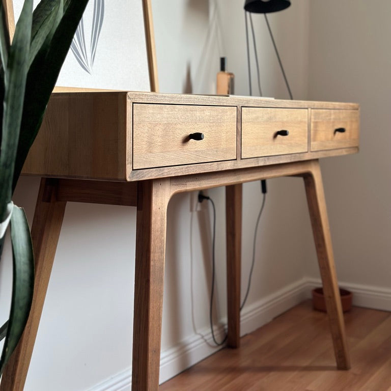 Yekpare Masif Ahşap Castle Brown Dresuar