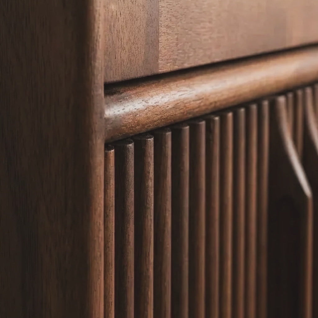 Derun Solid Wood Cocoa Cabinet