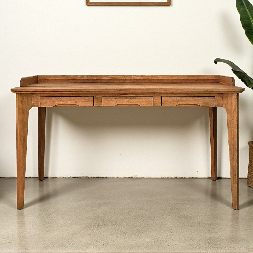 Azize Masif Ahşap Çalışma Masası