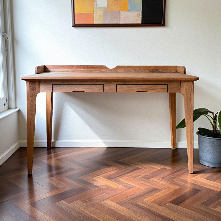 Çalışma Masaları