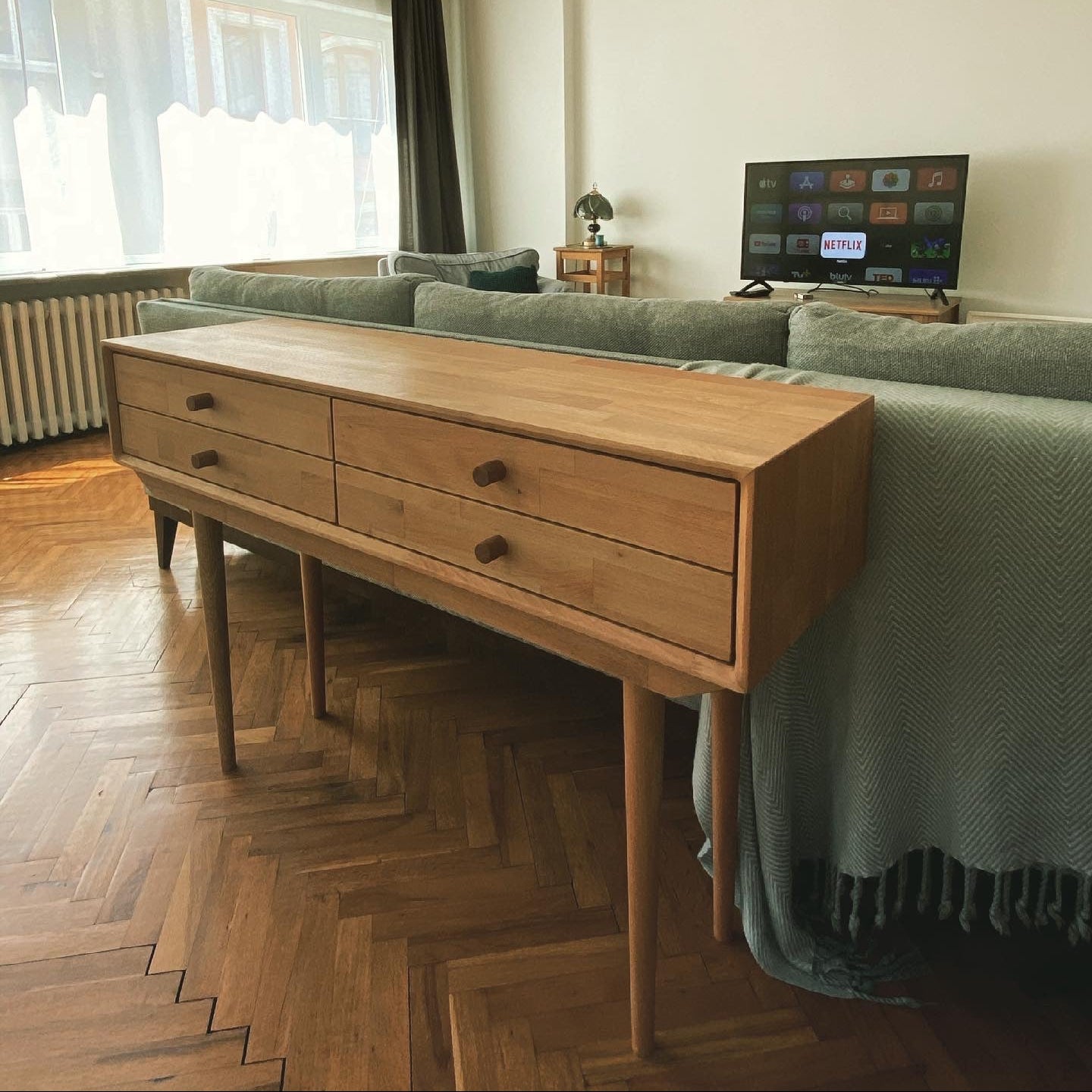 Apalak Masif Ahşap Pure Dresuar