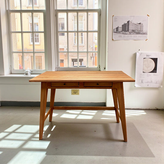 Gülendam V2 Masif Ahşap Bourbon Çalışma Masası