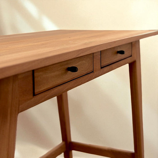 Gülendam V2 Masif Ahşap Bourbon Çalışma Masası