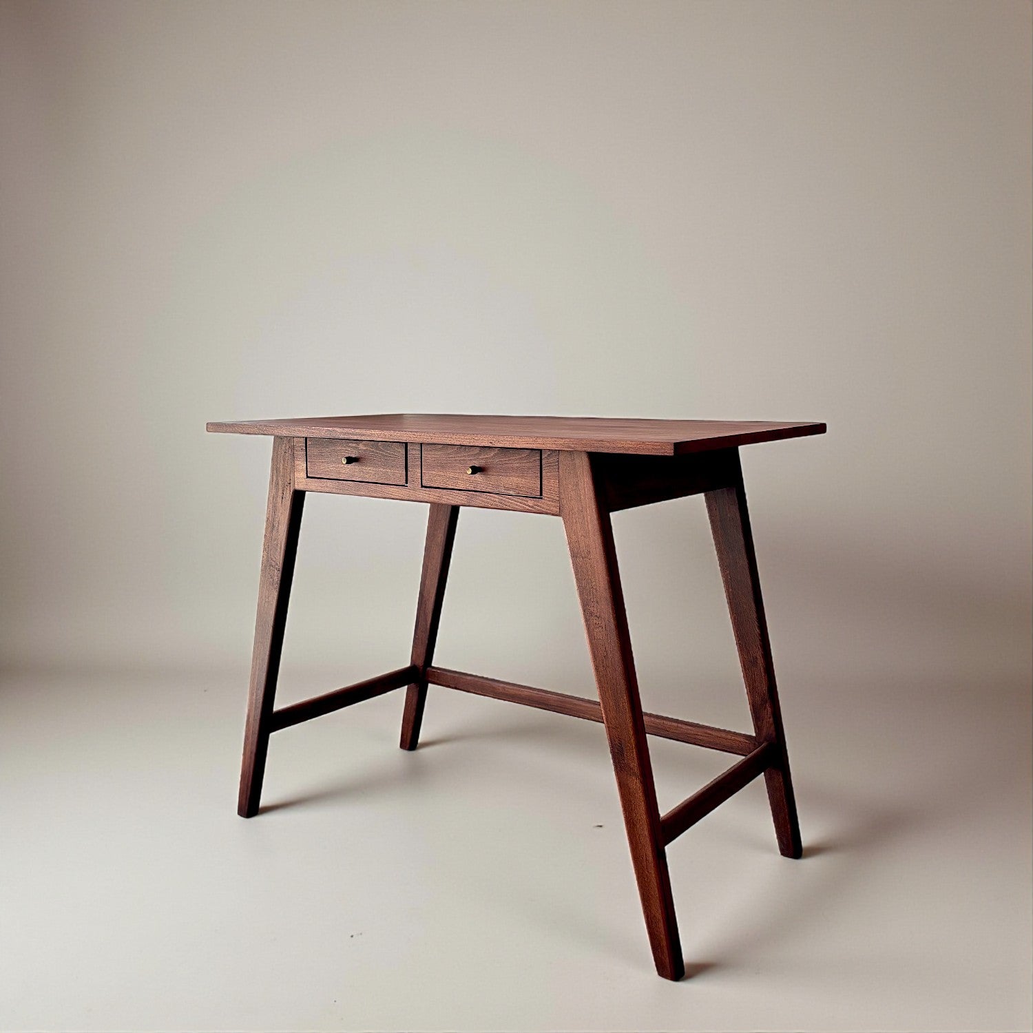 Gülendam V2 Masif Ahşap Arabica Çalışma Masası