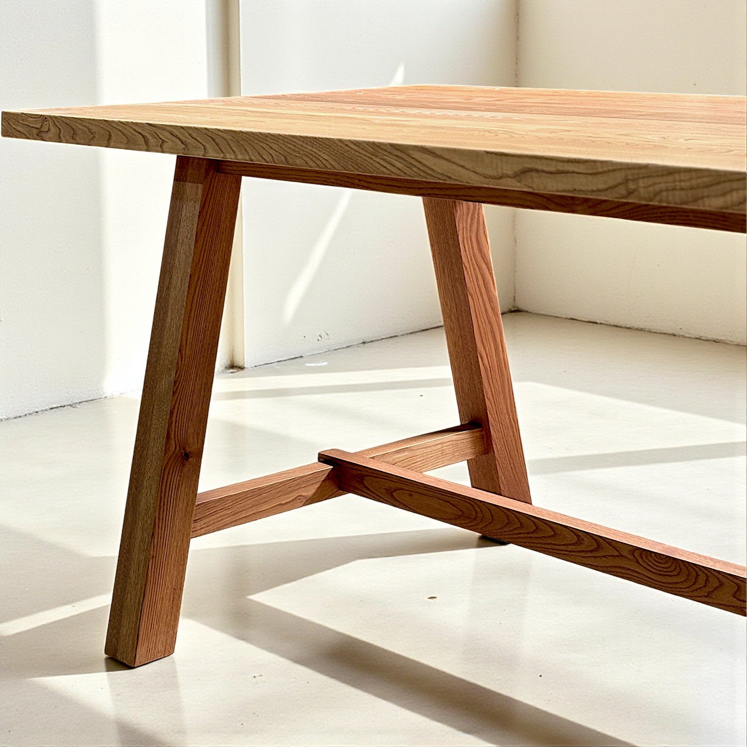 Haydar Masif Ahşap Bourbon Yemek Masası