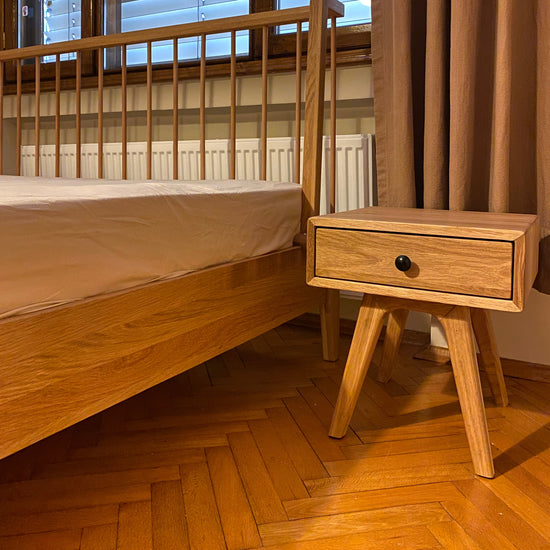 Yekpare Masif Ahşap Tek Çekmeceli Pure Komodin