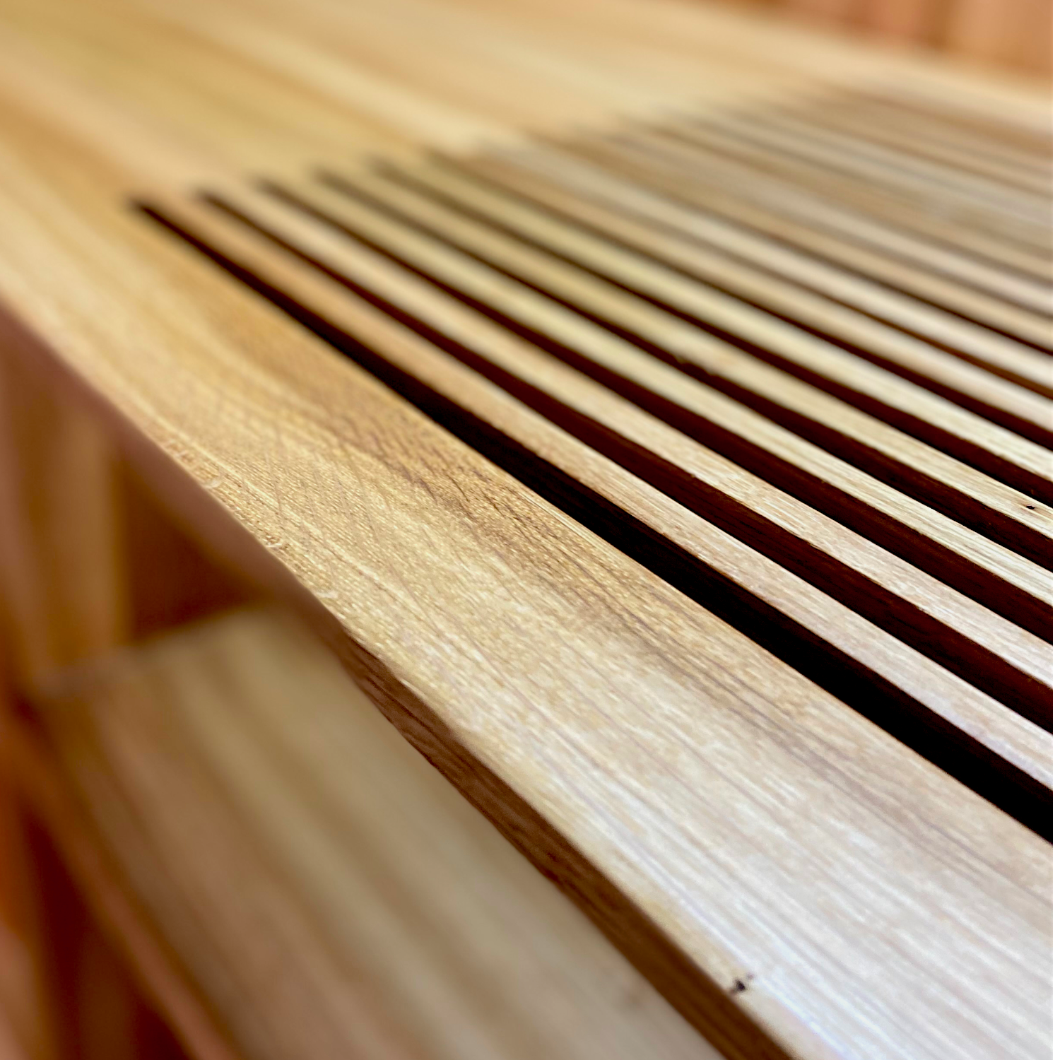 Mazi Masif Ahşap Pure Plak Dolabı