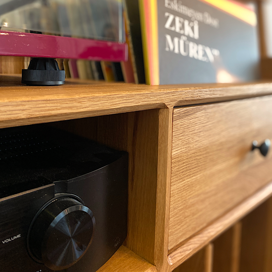 Mazi Masif Ahşap Pure Plak Dolabı