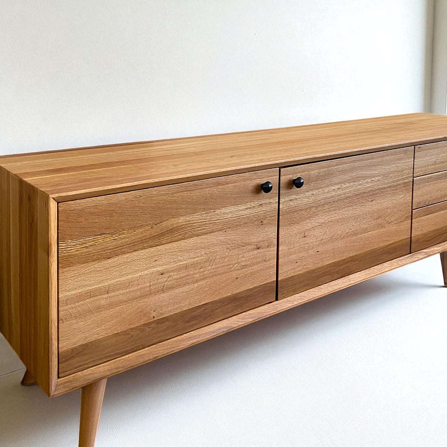 Müjgan Masif Ahşap Pure Tv Ünitesi