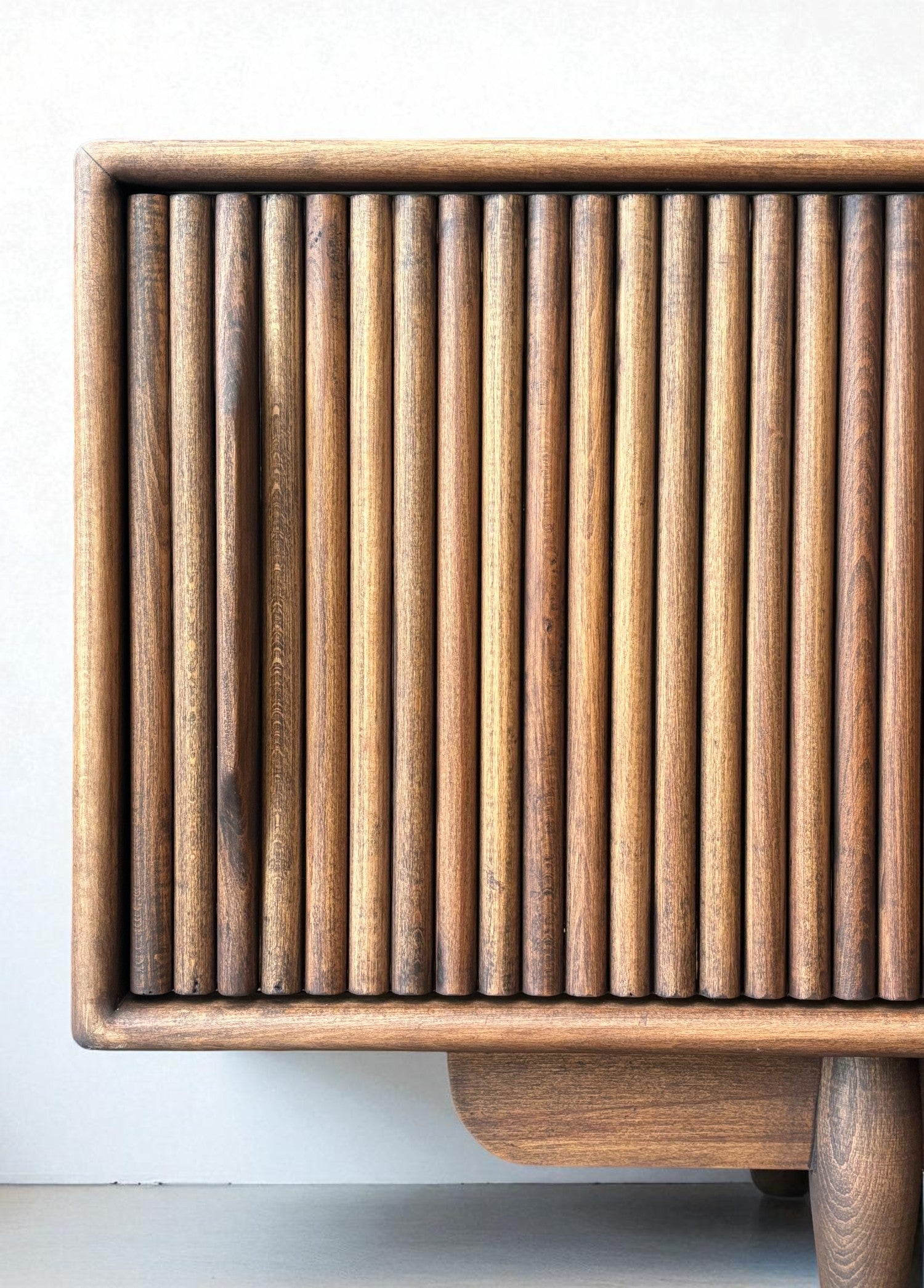 Mazhar V2 Masif Ahşap Cocoa TV Ünitesi