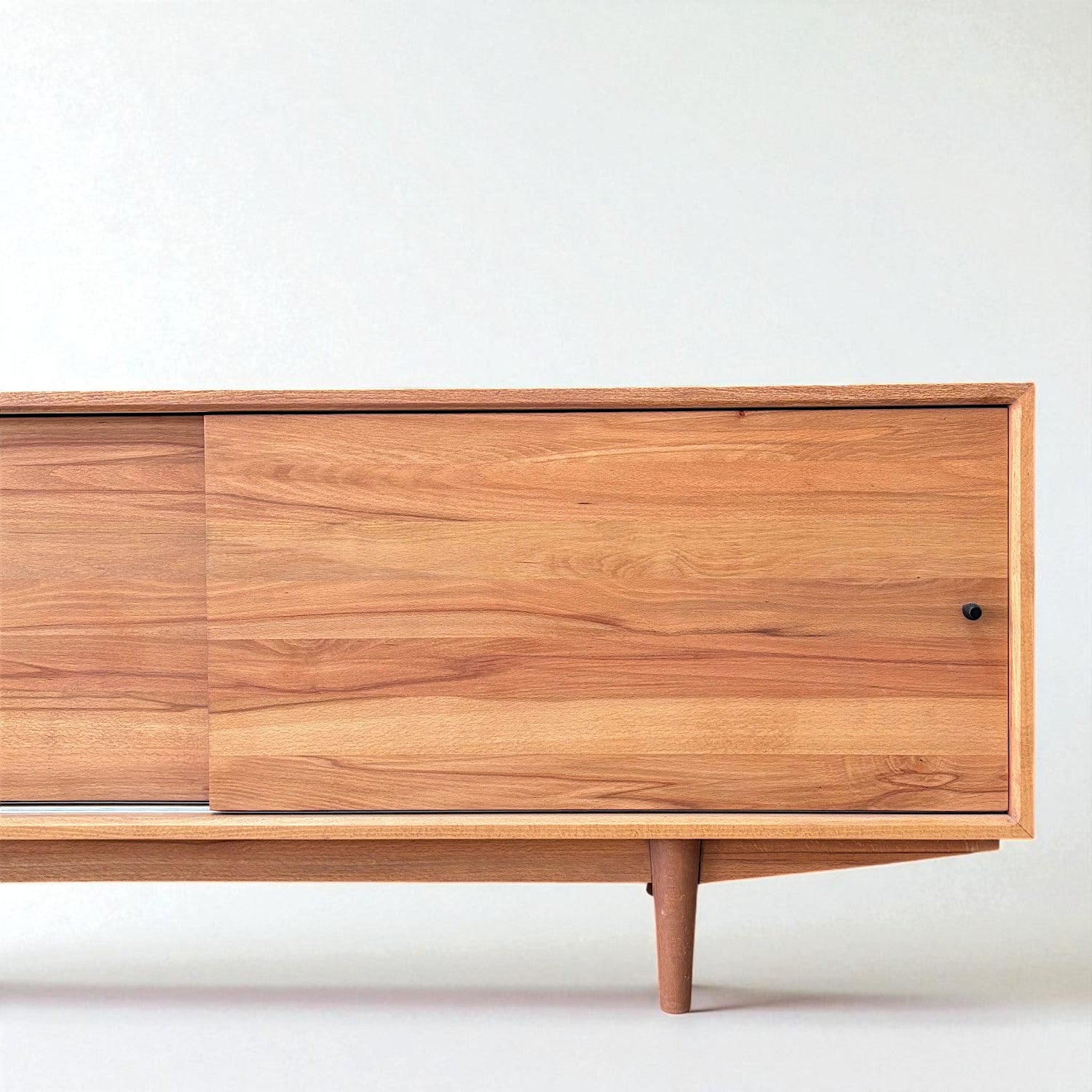 Mahir Masif Ahşap Bourbon Tv Ünitesi