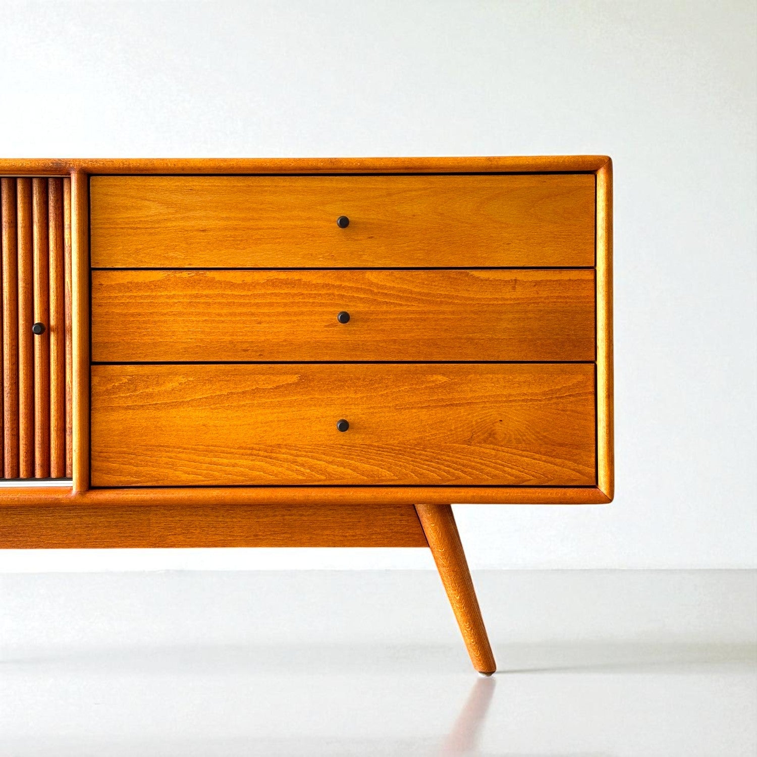 Mazhar V1 Solid Wood Cinnamon Brown TV Unit