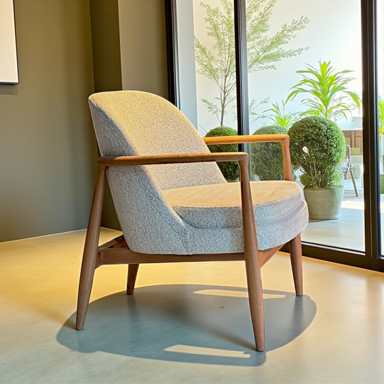 Palas Masif Ahşap Berjer