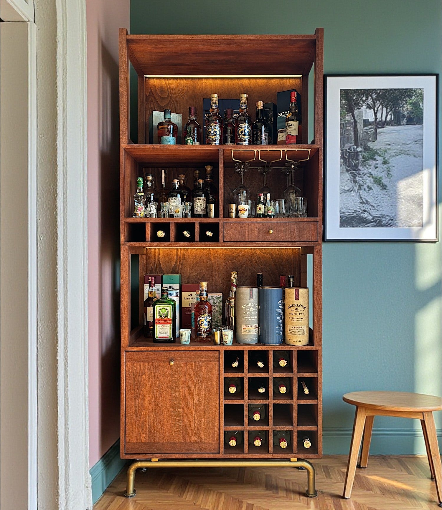 Saki Masif Ahşap Arabica İçki Dolabı