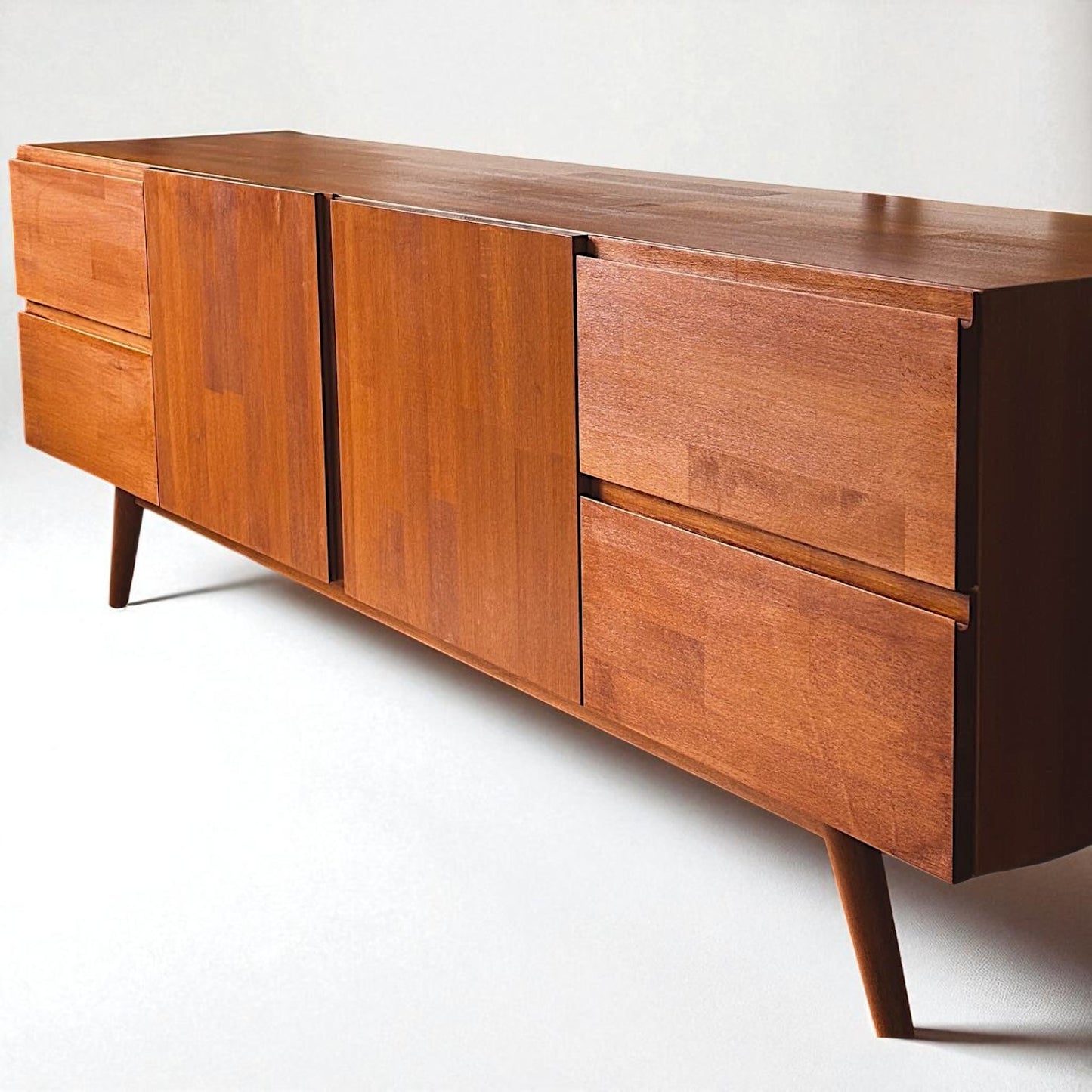 Sükun Masif Ahşap Tik TV Ünitesi